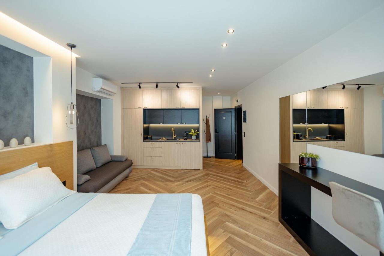 Triple A - Prime Location - Between Monastiraki & Syntagma Square-Free Parking! Афины Экстерьер фото