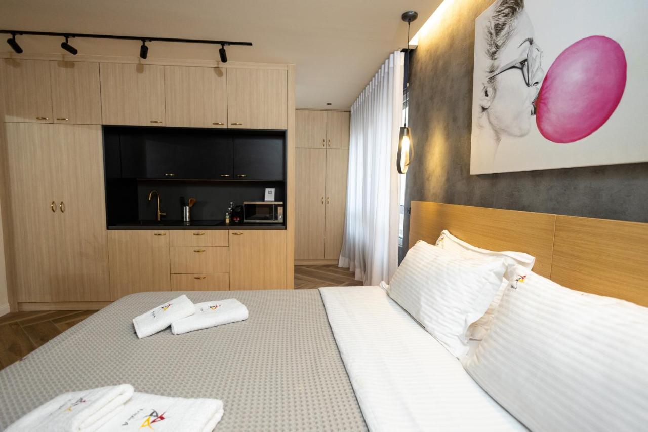 Triple A - Prime Location - Between Monastiraki & Syntagma Square-Free Parking! Афины Экстерьер фото